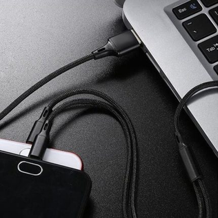 3 az 1-ben szövet USB - USB-C, MicroUSB, Lightning kábel - 120 cm - Fekete