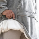 InnovaGoods Swug Polár bélésű pulóver takaró